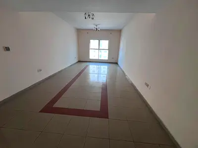 Luxury apartment with open view in Al Rashidiya 3_Free parking + Built-in wardrobes_32,000 AED