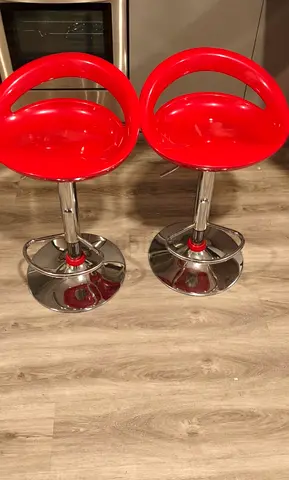 2 x Bar Stools