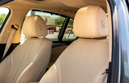 2023 BMW 5-SERIES — миниатюра 11