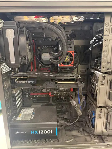 Gaming PC with lots of goodies