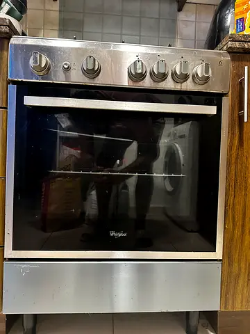 Whirlpool Built-in Oven