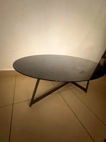 Brand: 2XL super unique table in good super good condition