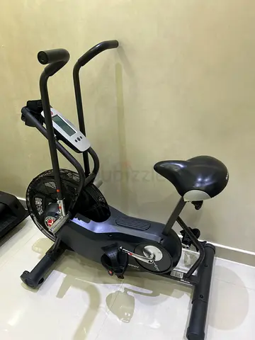 Schwinn Airdyne AD6 Air Bike – Premium Fitness Bike – Excellent Condition