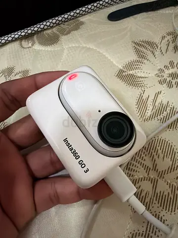 Insta360 GO 3 action camera - Like new, working perfectly. With accessories and protective gears.