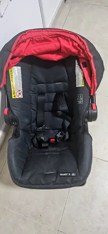 Graco Infant car seat with canopy - used, good condition