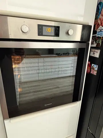 Electric fan oven