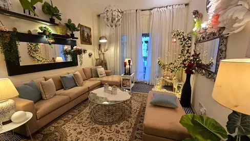 BEAUTIFUL LUXURY HOME CENTER L SHAPE 7 SEATER SOFA WITH FOOT STOOL UNDER STOREG ONLY 750
