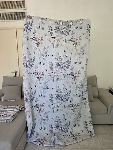 Lightweight floral eyelet blockout curtains (4 Nos), good condition