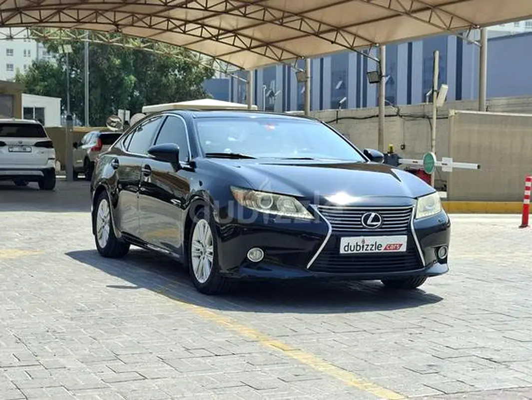 Lexus ES-Series 2013 — photo 1 of 12