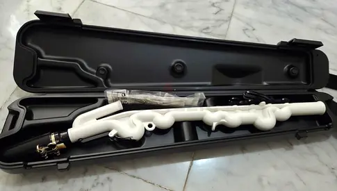 Yamaha YVS-100 Venova Casual Wind Instrument with Case