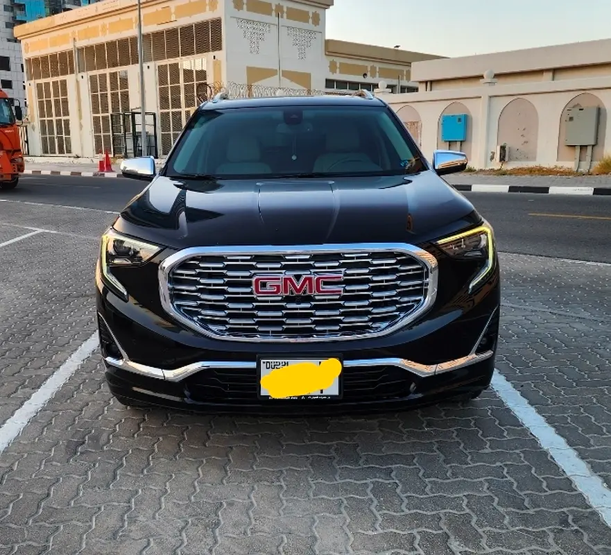 GMC Terrain 2018 — photo 1 of 15