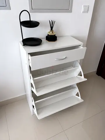 White Shoe Cabinet with Drawer – Compact Hallway Storage