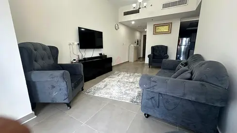 1 bhk fully furnish flat available with 2 washroom and balcony.