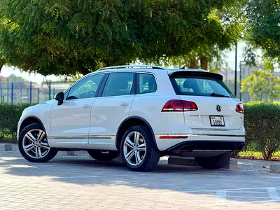2018 Volkswagen TOUAREG 照片 2