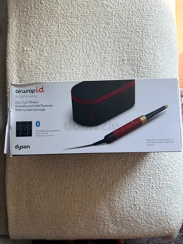 Brand new Airwrap I.d red UAE plug under warranty
