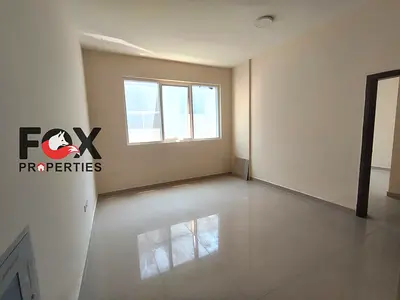 شقة مميزة للايجار السنوي بموقع متميز بالجرف قريب من الخدمات وسهل المخرج لشارع الشيخ محمد بن زايد \ مساحات متميزة جدا