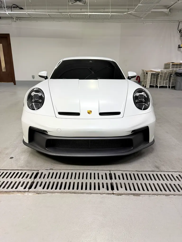 Porsche 911 2023 — photo 1 of 11