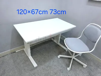 White Rectangular Office Table 120x67x73 cm - Sturdy Work Desk