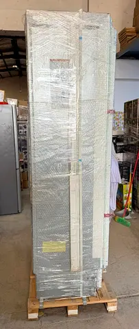 GAGGENAU RF 413301 latest model brand new built-in freezer with water dispenser