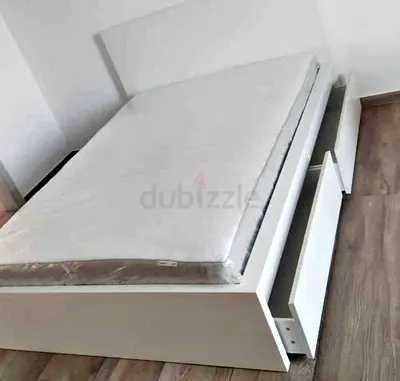 Ikea malam bed with ikea mattress Queen size 160x200cm bed