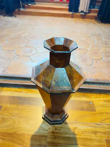 Handcrafted Octagonal Wooden Floor Vase / Decorative Stand 40cm tall