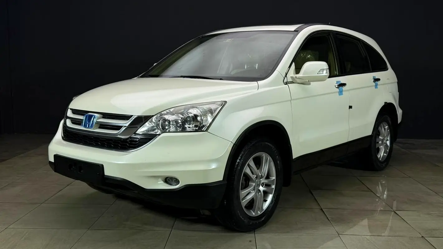 Honda CR-V 2011 — photo 1 of 18