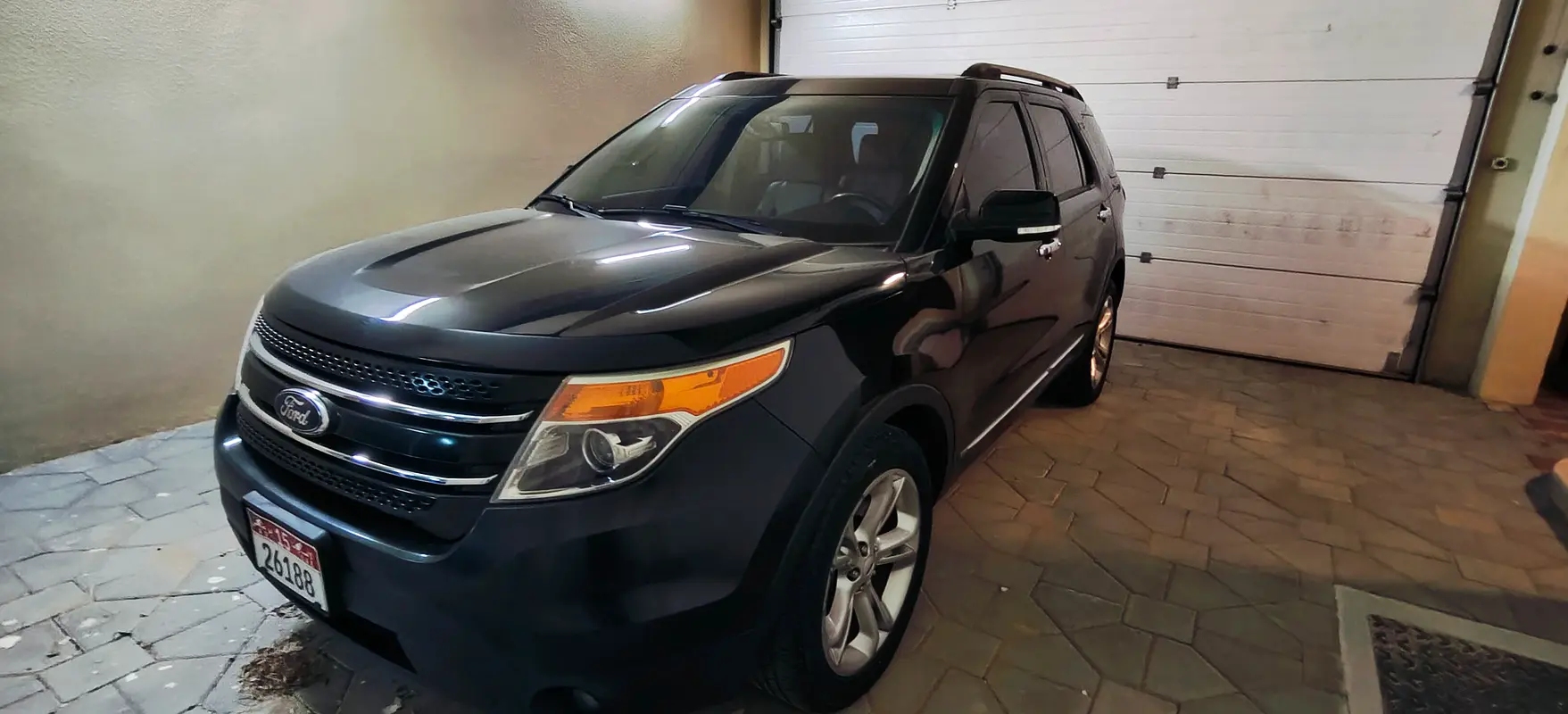 Ford Explorer 2015 — photo 1 of 13