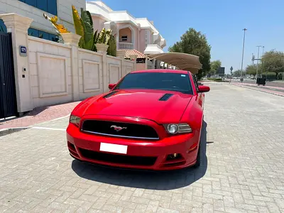 للبيع فورد 2014 موستنغ GT V8 ثمانية سلندر بحالة الوكالة