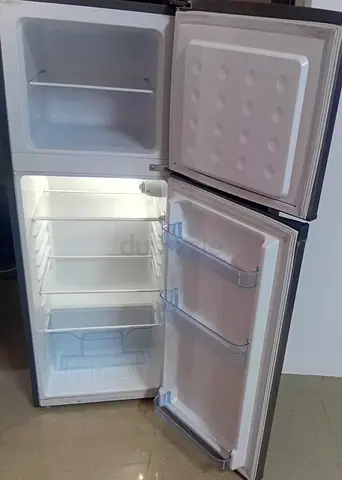 Used Top-Freezer Refrigerator – Clean, Working Condition