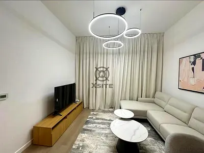 Fully Furnished|Ready to Move| Prime Location