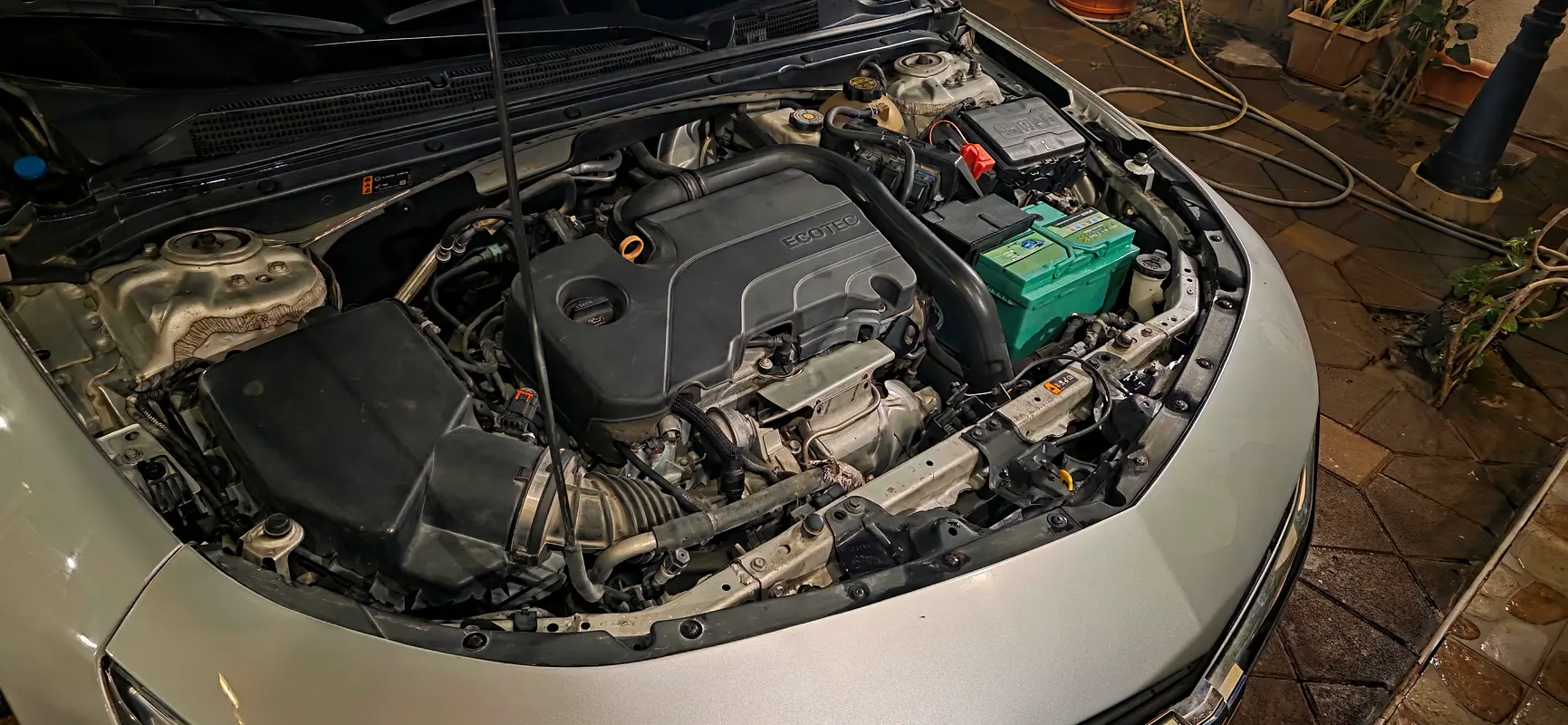 Chevrolet Malibu 2020 — photo 1 of 10