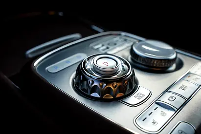 2023 Genesis G90 — фото 9