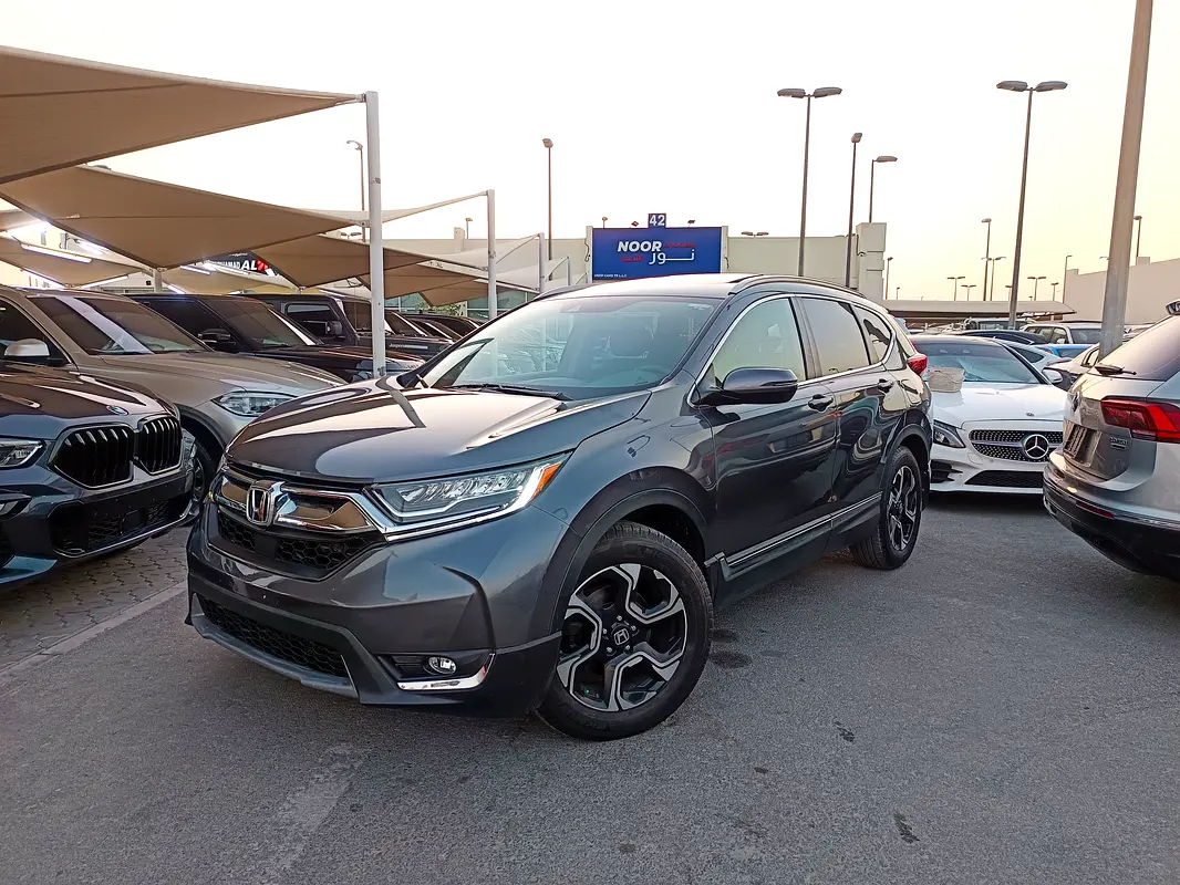 Honda CR-V 2017 — photo 1 of 19