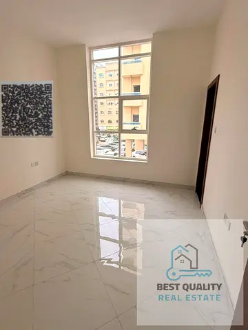 🏠 غرفة وصالة أول ساكن للإيجار في عجمان – الصناعية 🏠 ✨ فرصة سكن عائلي مميزة بموقع حيوي ✨