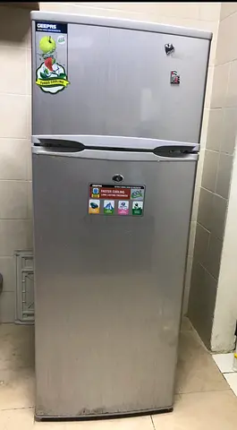 AED 280 for Geepas Refrigrator