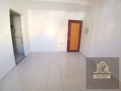 looking like a beautiful studio apartment separate kitchen /// neat and clean // just in 18kk