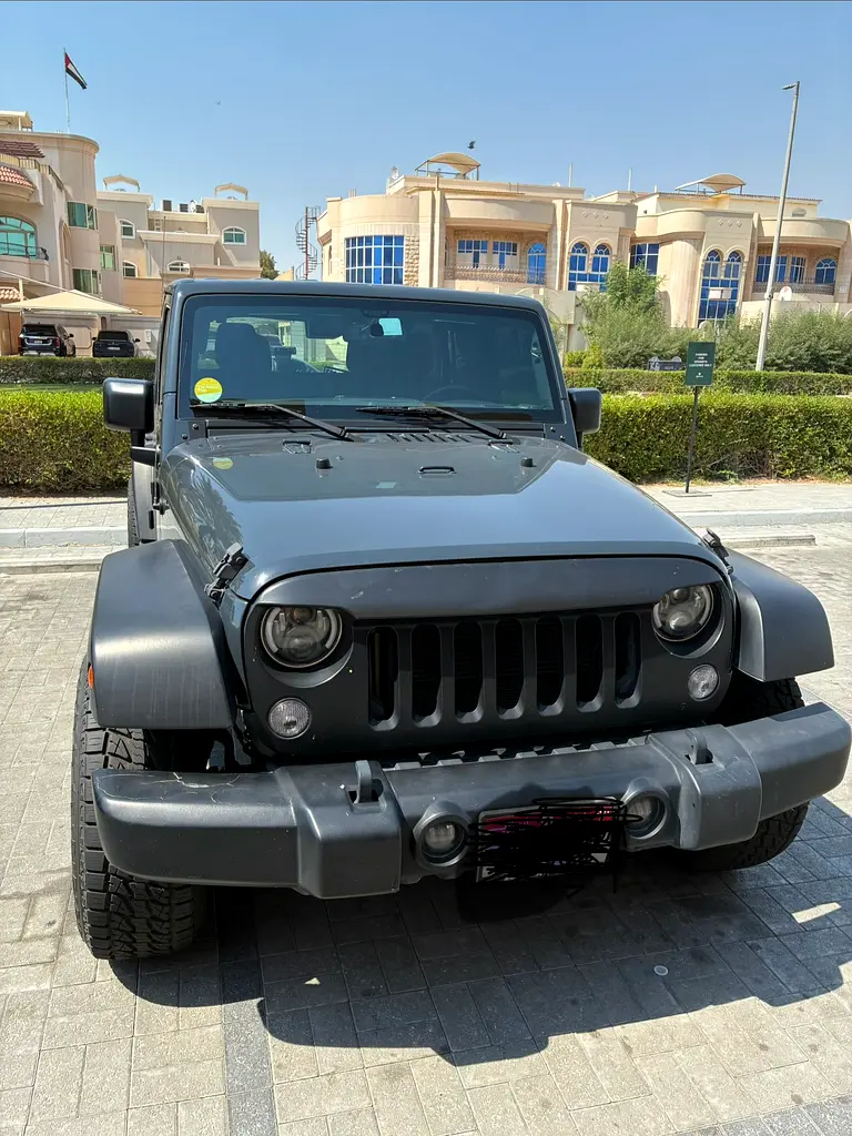 Jeep Wrangler Unlimited 2016 — photo 1 of 3