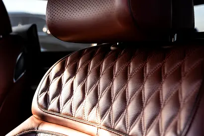 2023 Genesis G90 — фото 13