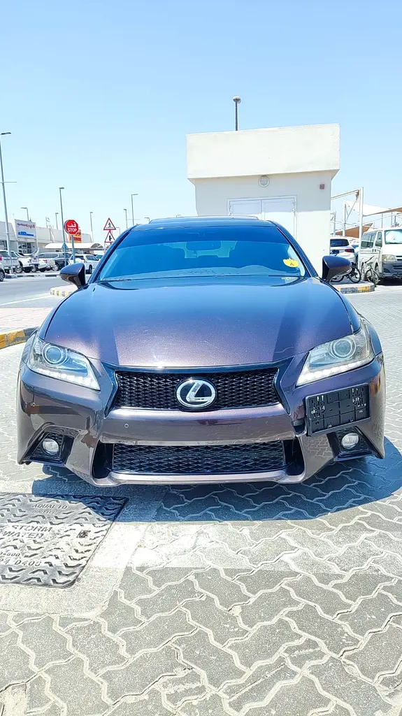 Lexus GS-Series 2015 — photo 1 of 20
