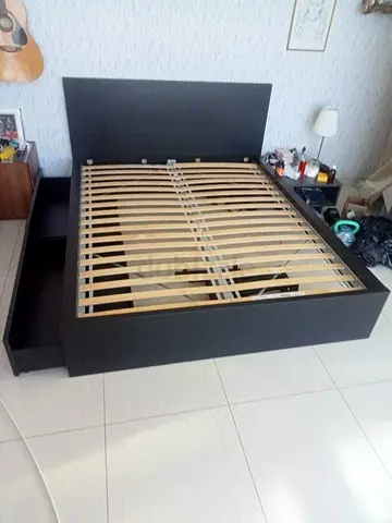 Urgent sale: Queen size platform bed frame with headboard – good condition