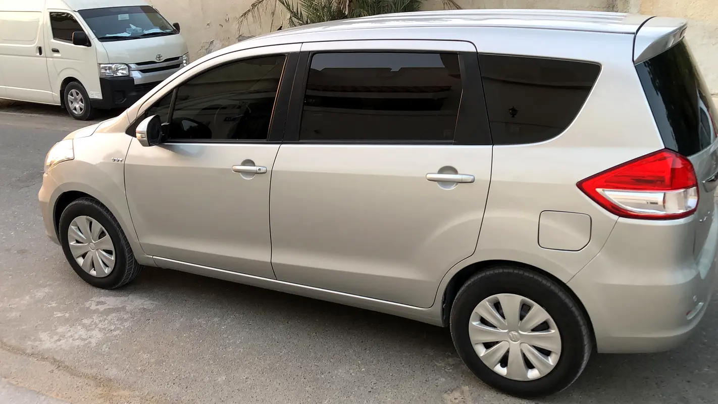 Suzuki Ertiga 2016 — photo 1 of 16
