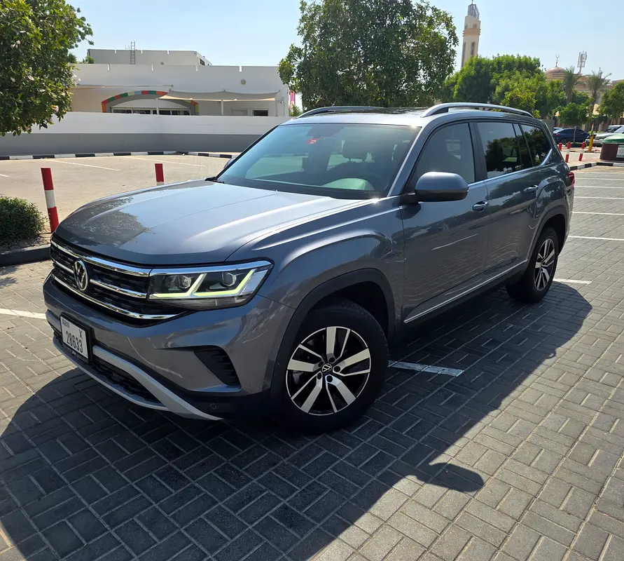 Volkswagen Teramont 2022 — photo 1 of 10