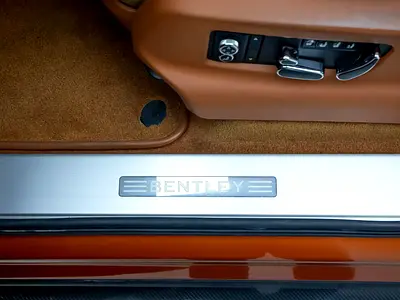 صورة 19 لـ 2016 Bentley BENTAYGA