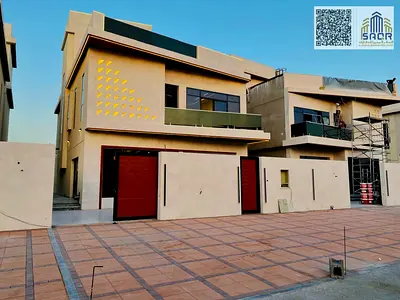 فيلا فاخرة للإيجار مجلس واسع وصالة عائلية موقع راقٍ وتصميم عصري