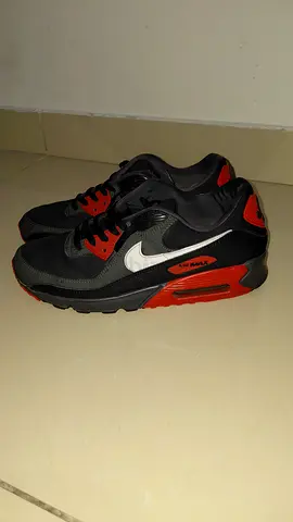 Nike Air Max 90s/ Size: Eu 44.5