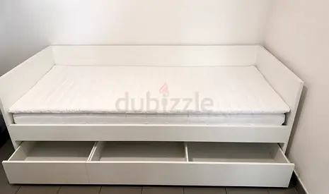 Ikea vihals bed with storage