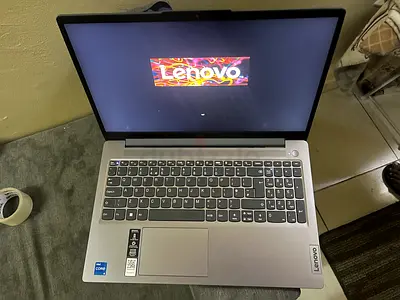 Lenovo ideapad slim3 Laptop - Silver,8gb ramDDR5, Intel Core i513gen, Fresh Condition