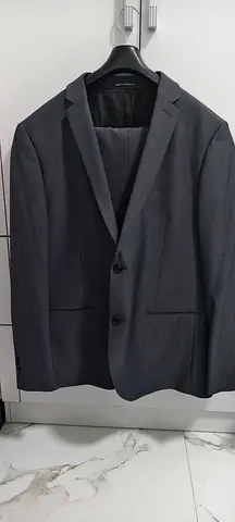 Alberto Paolucci Mens 2-Piece suit.