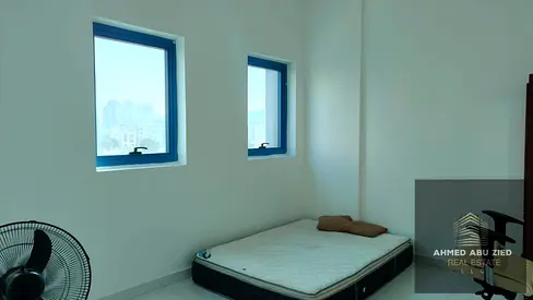Spacious studio apartment with separate bedroom, fully equipped kitchen, bathroom, high-end finishes, built-in wardrobes, central air conditioning, fl