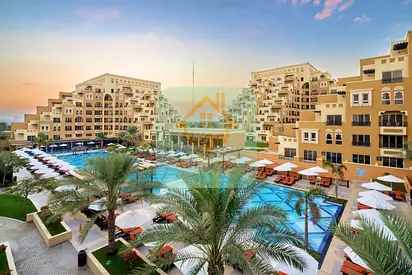 Sea View - Large 1BR - Private Beach and Pool - Freehold